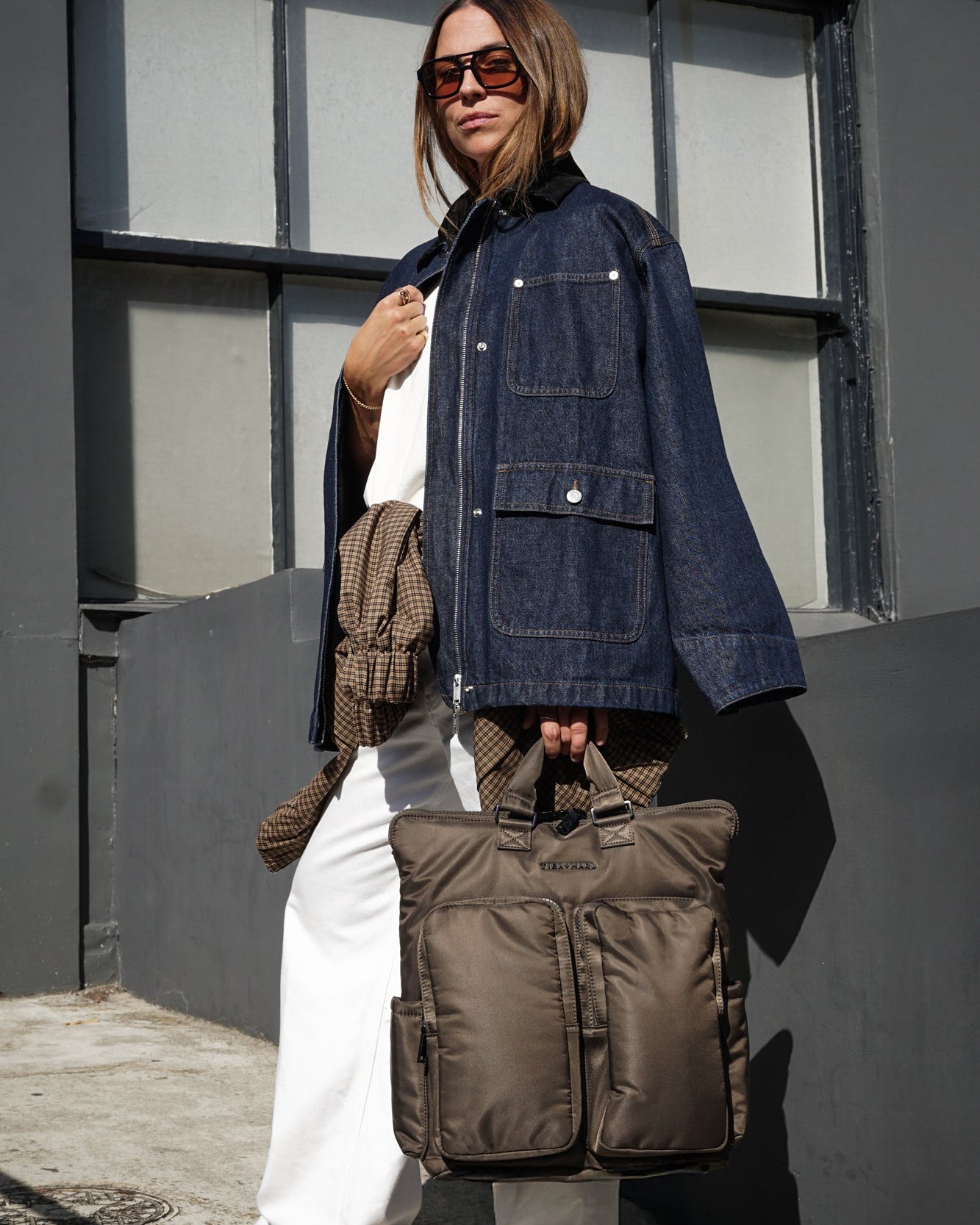 Ozzy Changing Tote / Backpack 2.0 Chocolate