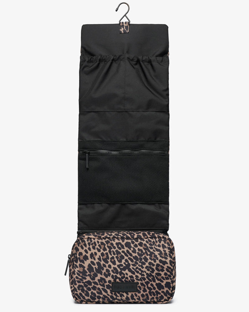 T+M Travel Hanging Changing bag / Organiser Leopard Print