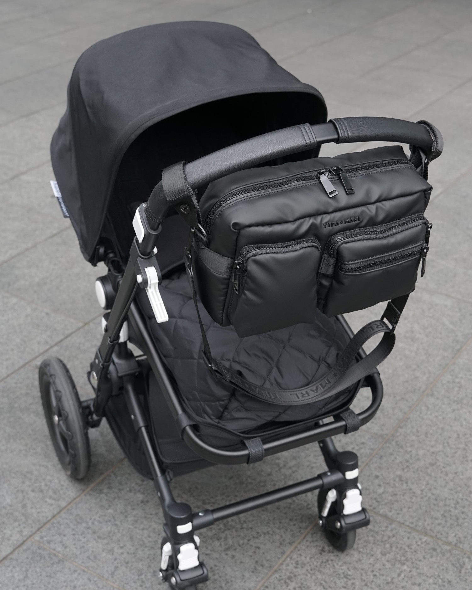 Axel Buggy Organiser / Changing Bag Matte Black