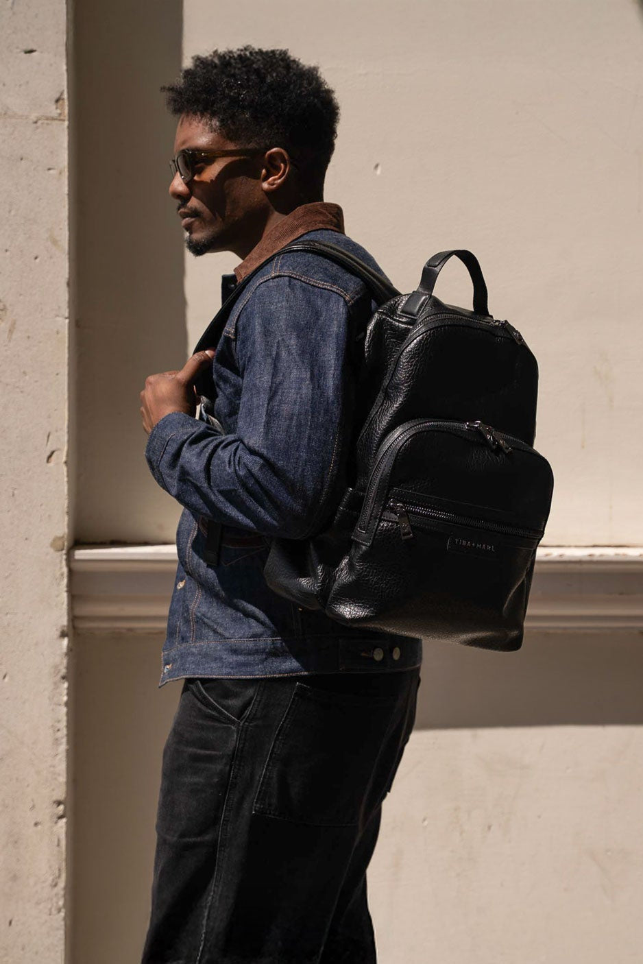 Elwood 2.0 Changing Backpack Black