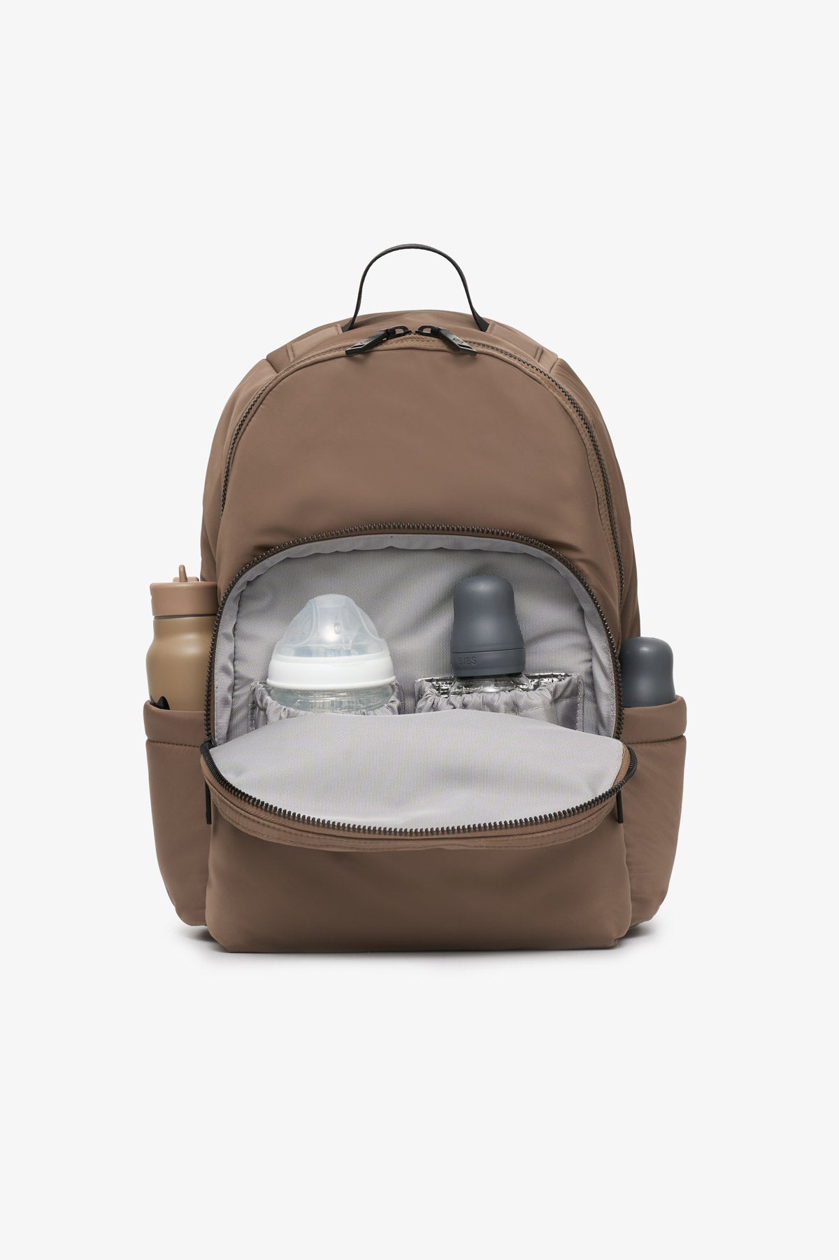 Elwood 2.0 Changing Backpack Mocha