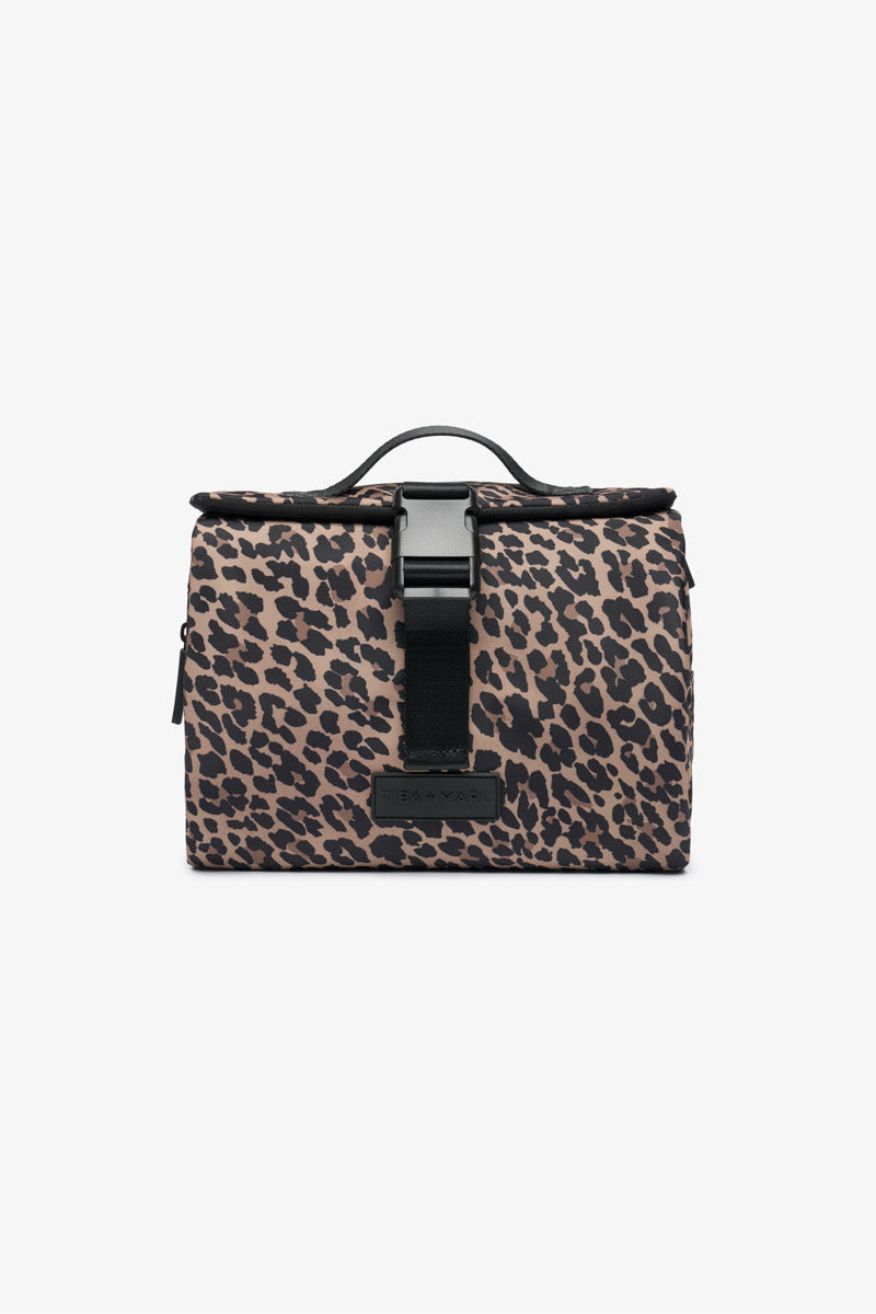 T+M Travel Roll Up Hanging Organiser Leopard Print