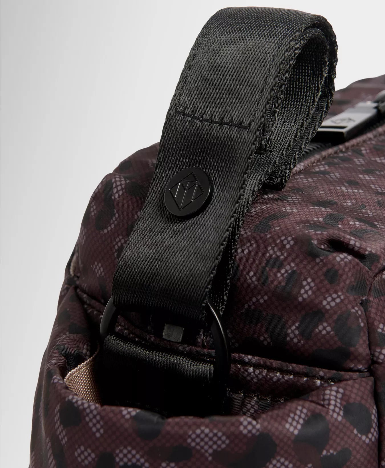 T+M x Sweaty Betty Inka Buggy Organiser Woven Dot Leopard